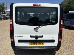 2018 Vauxhall Vivaro 9 SEAT Minibus 1.6 Cdti 2900 in White — image 4