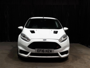 2016 Ford Fiesta 1.6t Ecoboost St-2 Euro 6 3dr in White — image 2