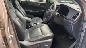 2017 Hyundai Tucson 1.7 Crdi Blue Drive Premium Se Dct Euro 6 (s/s) 5dr in White — image 2