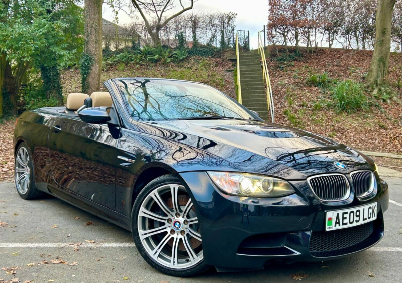 2009 BMW M3 4.0 M3*8k Extras-18stamps-Hpiclear-2keys-Edc**stunning Investment** in Black — image 1