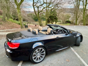 2009 BMW M3 4.0 M3*8k Extras-18stamps-Hpiclear-2keys-Edc**stunning Investment** in Black — image 3