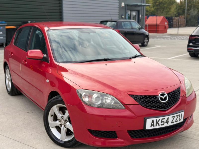 2004 Mazda Mazda3 1.6 Ts2 5dr in Red — image 1