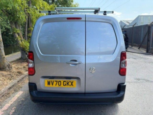 2020 Vauxhall Combo 1.5 Turbo D 2000 Edition Auto L1 H1 Euro 6 (s/s) 4dr in Grey — image 6
