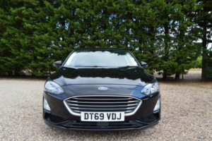 2020 Ford Focus 1.0 T Ecoboost Titanium in Black — image 3