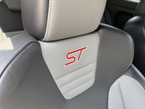 2014 Ford Fiesta 1.6 T Ecoboost St-2 in White — image 4