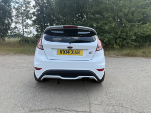 2014 Ford Fiesta 1.6 T Ecoboost St-2 in White — image 6