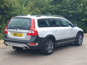 2012 Volvo Xc70 2.4 D5 Se in Silver — image 3