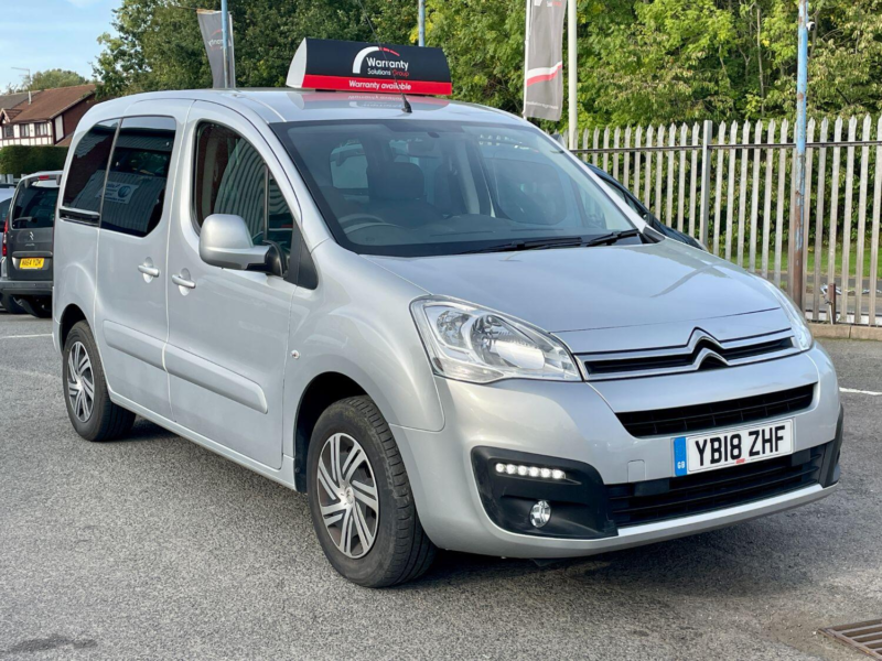 2018 Citroen Berlingo 1.2 Puretech Feel in Silver — image 1