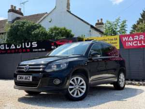 2014 Volkswagen Tiguan 2.0 Tdi Bluemotion Tech Match DSG 4WD Euro 5 (s/s) 5dr in Black — image 3
