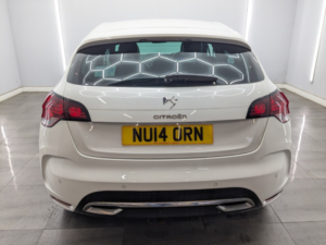 2014 Citroen Ds4 2.0 Hdi Dstyle Hatchback 5dr Diesel Manual Euro 5 (135 Ps) in White — image 6