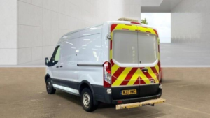 2017 Ford Transit 2.0 350 Ecoblue Rwd L2 H2 Euro 6 5dr in White — image 4