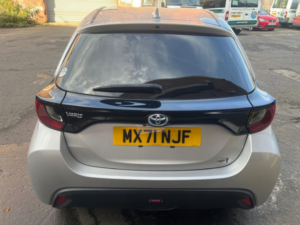 2021 Toyota Yaris 1.5 Petrol Hybrid in Silver — image 6