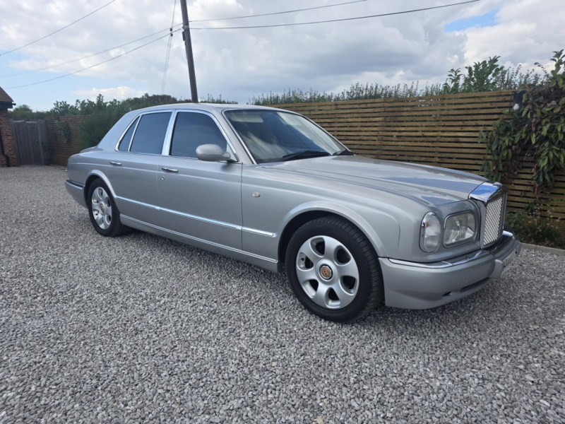 1999 Bentley Arnage 4.4 V8 in Silver — image 1