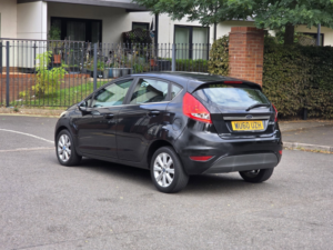 2010 Ford Fiesta 1.4 Zetec Hatchback 5dr Petrol Manual (133 G/km, 94 Bhp) in Black — image 4