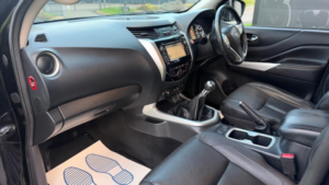 2016 Nissan Navara 2.3 Dci Tekna 4WD Euro 6 (s/s) 4dr in Black — image 3