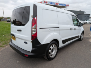 2020 Ford Transit Connect 1.5 240 Ecoblue Leader Dog Unit Van in White — image 4