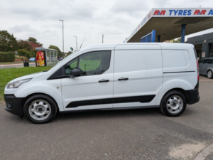 2020 Ford Transit Connect 1.5 240 Ecoblue Leader Dog Unit Van in White — image 6