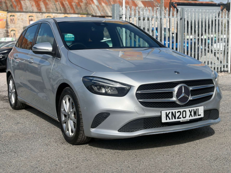 2020 Mercedes-Benz B Class 1.3 B 180 Sport Executive Auto 5dr in Silver — image 1