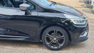 2017 Renault Clio 1.2 Tce Dynamique S Nav Euro 6 (s/s) 5dr in Black — image 5