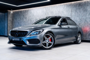 2017 Mercedes-Benz C Class 2.1 C220d Amg Line (premium) G-Tronic+ Euro 6 (s/s) 4dr in Grey — image 4