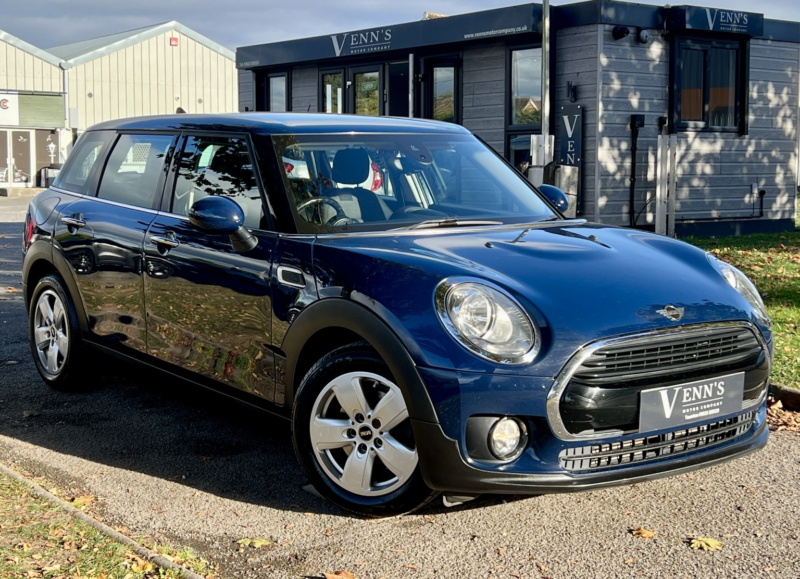 2019 MINI Clubman 1.5 Clubman Cooper Classic in Blue — image 1