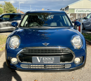 2019 MINI Clubman 1.5 Clubman Cooper Classic in Blue — image 2