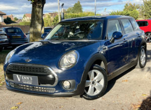 2019 MINI Clubman 1.5 Clubman Cooper Classic in Blue — image 3