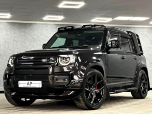 2025 Land Rover Defender 110 3.0 D250 Mhev X-Dynamic Se Auto 4WD Euro 6 (s/s) 5dr in Black — image 3
