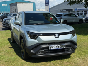 2026 Suzuki E Vitara 61kwh Ultra SUV 5dr Electric Auto (174 Ps) in Silver — image 2