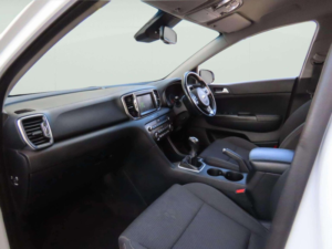 2016 Kia Sportage 1.6 Gdi 2 Euro 6 (s/s) 5dr in White — image 6