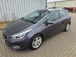 2012 Kia Ceed 1.6 Crdi Ecodynamics 2 in Silver — image 5