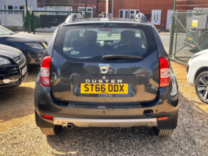 2016 Dacia Duster 1.5 Dci Prestige Euro 6 (s/s) 5dr in Grey — image 5
