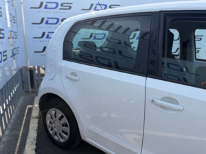 2016 Skoda Citigo 1.0 Mpi Se Hatchback 5dr Petrol Manual Euro 6 (60 Ps) in Multicolour — image 4