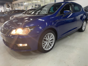 2017 SEAT Leon 1.2 Tsi Se Dynamic Technology Euro 6 (s/s) 5dr in Blue — image 4