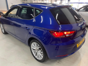 2017 SEAT Leon 1.2 Tsi Se Dynamic Technology Euro 6 (s/s) 5dr in Blue — image 5