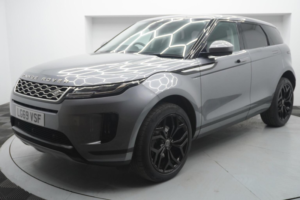 2019 Land Rover Range Rover Evoque 2.0 D150 Fwd Euro 6 (s/s) 5dr in Grey — image 3