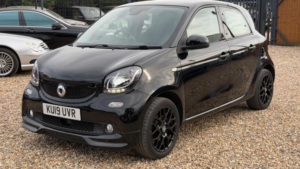 2019 Smart Forfour 0.9t Urbanshadow Twinamic Euro 6 (s/s) 5dr in Black — image 3