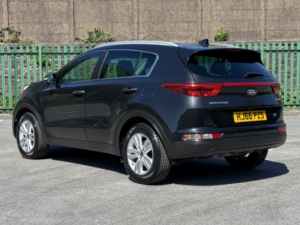 2016 Kia Sportage 1.7 Crdi 2 in Black — image 2