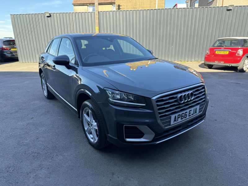 2016 Audi Q2 1.4 Tfsi Cod Sport in Grey — image 1