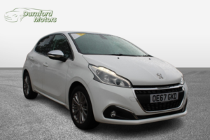 2017 Peugeot 208 1.2 Puretech Allure in White — image 3