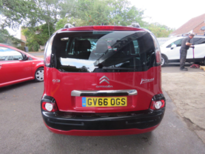 2016 Citroen C3 Picasso 1.2 Puretech Edition Euro 6 5dr in Red — image 6