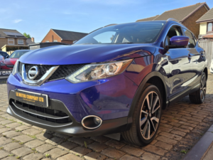 2016 Nissan Qashqai 1.2 Dig-T Tekna in Blue — image 6