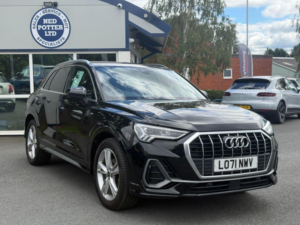 2022 Audi Q3 1.5 Tfsi Cod 35 S Line S Tronic Euro 6 (s/s) 5dr in Black — image 2