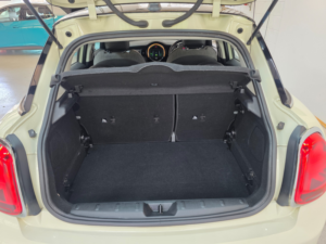 2018 MINI Hatch 2.0 Cooper S Hatchback 5dr Petrol Manual Euro 6 (s/s) (192 Ps) in White — image 4