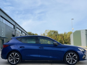 2021 SEAT Leon 1.5 Tsi Evo Fr Sport Euro 6 (s/s) 5dr in Blue — image 4