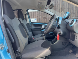 2014 Toyota Aygo 1.0 Vvt-I Move Euro 5 5dr in Blue — image 3