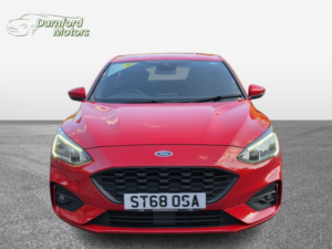 2018 Ford Focus 1.0 T Ecoboost St-Line in Red — image 2