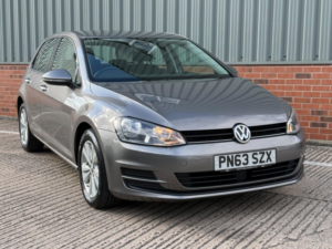 2013 Volkswagen Golf 2.0 Tdi Bluemotion Tech Se Euro 5 (s/s) 5dr in Grey — image 2