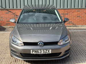 2013 Volkswagen Golf 2.0 Tdi Bluemotion Tech Se Euro 5 (s/s) 5dr in Grey — image 4