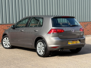 2013 Volkswagen Golf 2.0 Tdi Bluemotion Tech Se Euro 5 (s/s) 5dr in Grey — image 6